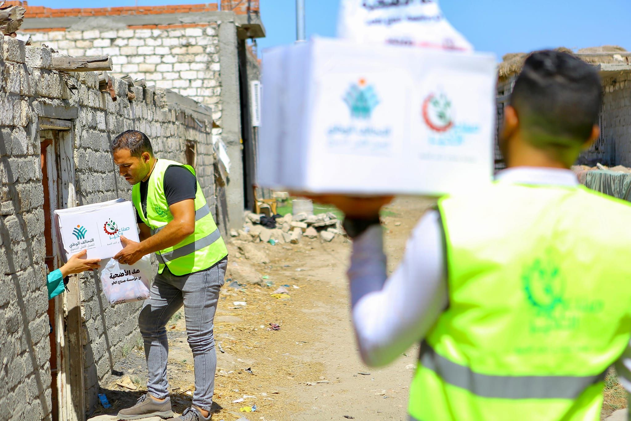 التحالف الوطنى للعمل الأهلى يواصل توزيع لحوم الأضاحى بقرى البحيرة