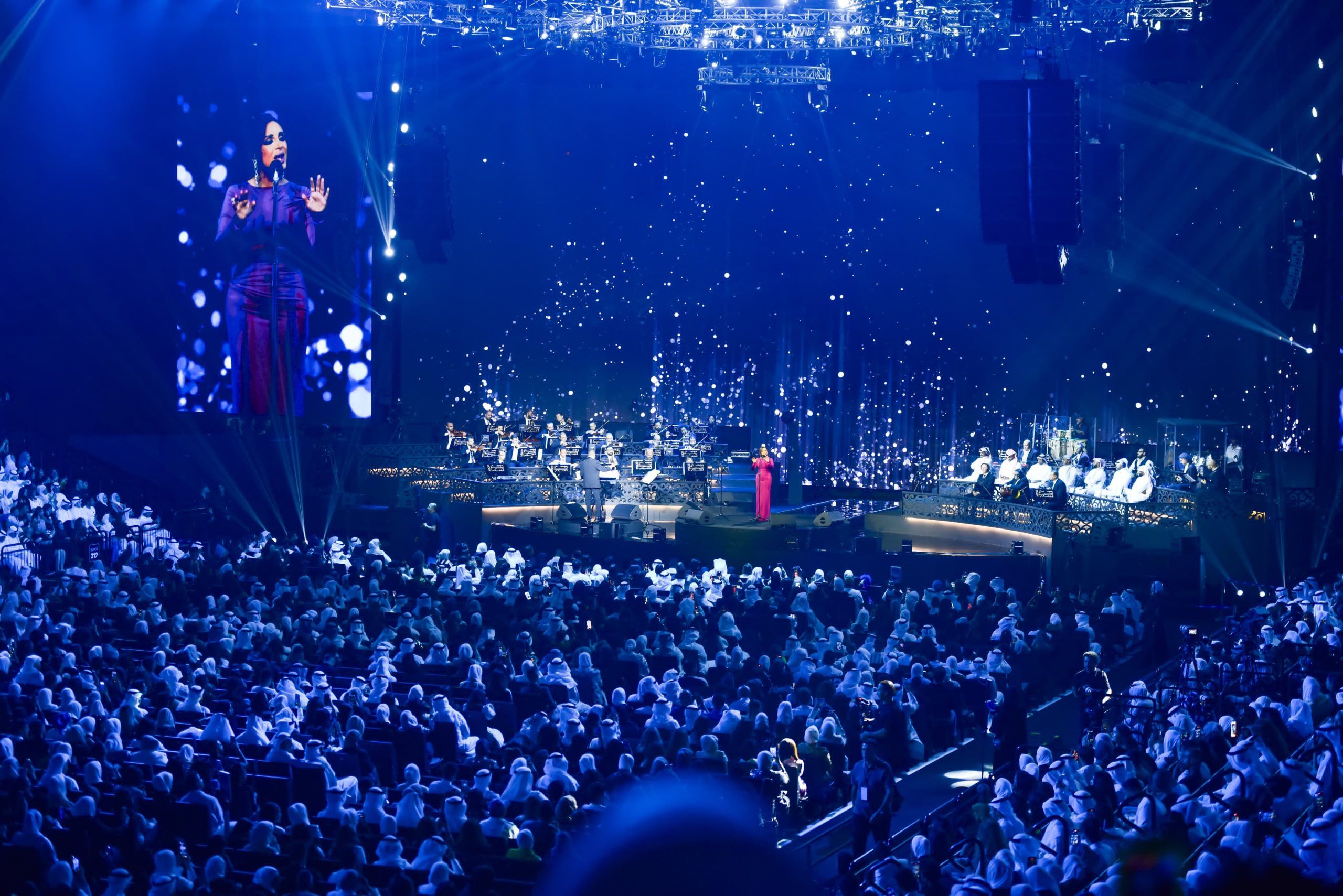 “ليلة عمر”.. أنغام تتألق بين جمهورها في الكويت