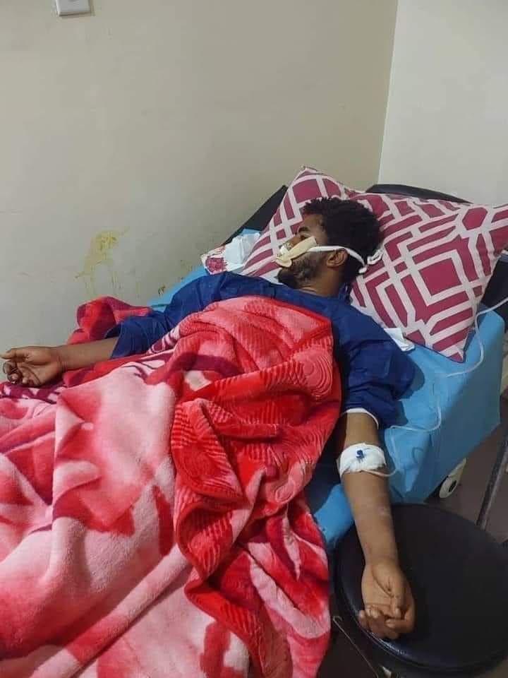 شاهد بالصورة.. أنباء تؤكد تعرض القائد الميداني الشهير بالدعم السريع “عمر جبريل” لإصابة خطيرة إثر هجوم للجيش على المدرعات ومتابعون: (دنيا زايلي وزايل نعيمكي)