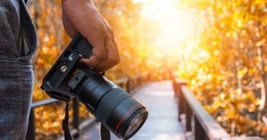 خلى بالك.. الحبس سنة عقوبة تصوير شخص دون إذنه فى قانون العقوبات