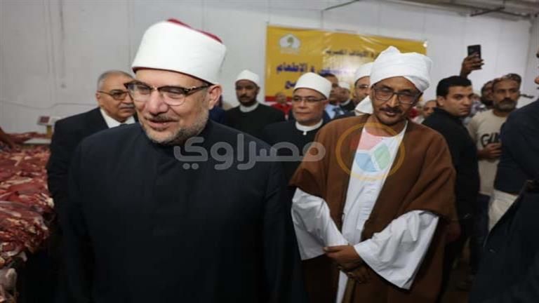 بحضور "جمعة".. 25 صورة ترصد تجهيز لحوم أضاحي الأوقاف