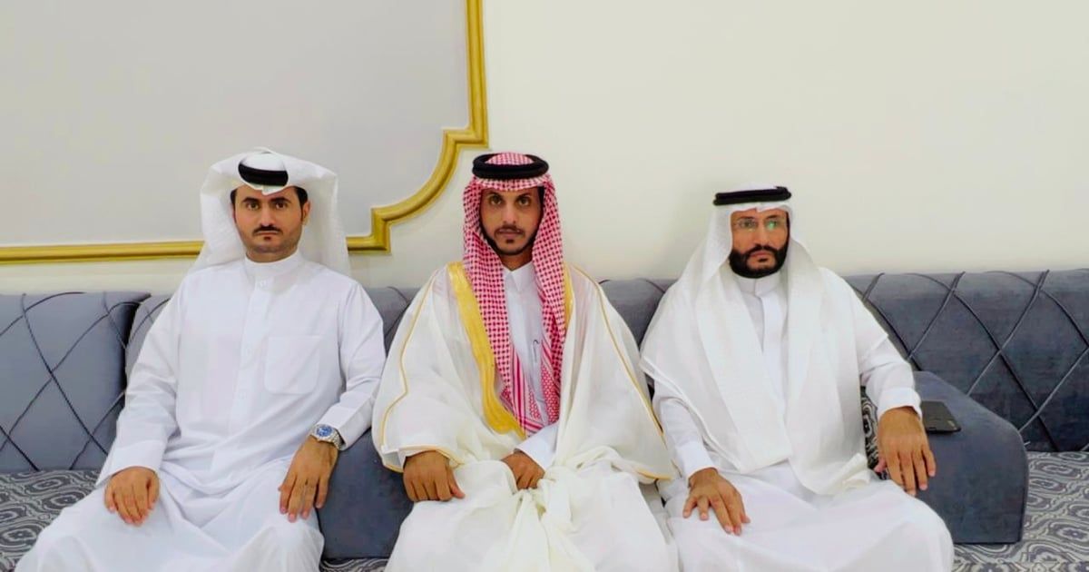 "آل زاهر" يحتفل بزواجه في أحد قصور "تثليث"