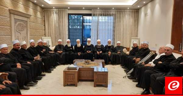 شيخ العقل التقى وزير الاقتصاد وسفير إيطاليا وتلقى اتصالي معايدة من البطريرك الراعي والشيخ الخطيب