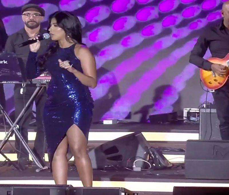 روبي تختتم جولتها الغنائية بأمريكا بحفل في لوس أنجلوس