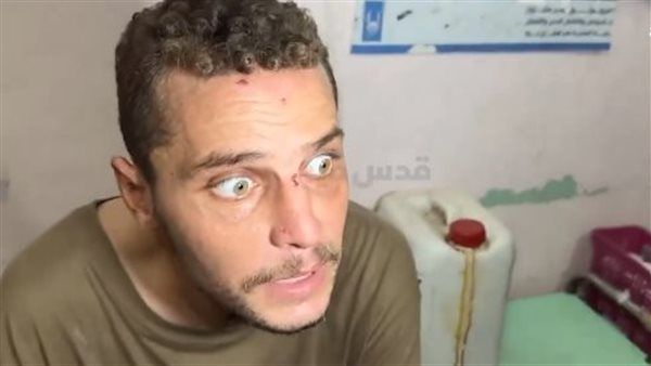 بدر شاب فلسطيني أشقر حولته سجون الاحتلال إلى شخصا آخر.. فيديو