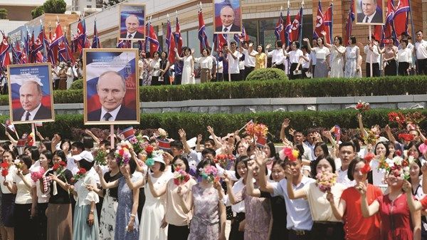 بوتين وكيم أون يبرمان شراكة استراتيجية