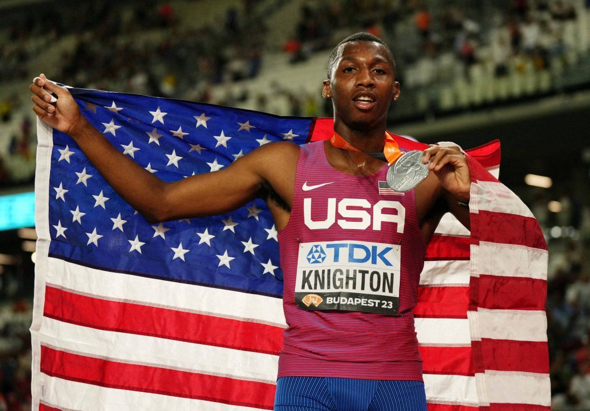 الامارات | "اللحوم الملوّثة" تنقذ الحياة الرياضية للعداء الأميركي نايتون