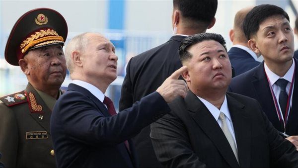 سيارة فاخرة وطقم شاي... أبرز الهدايا بين بوتين وكيم