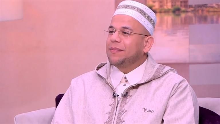 لجان مشبوهة.. إمام بالأوقاف يكشف من مكة المكرمة حقيقة وجود أعمال سحر بجبل عرفات