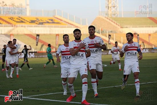 الزمالك يتقدم 1-0 على فاركو فى الشوط الأول.. فيديو