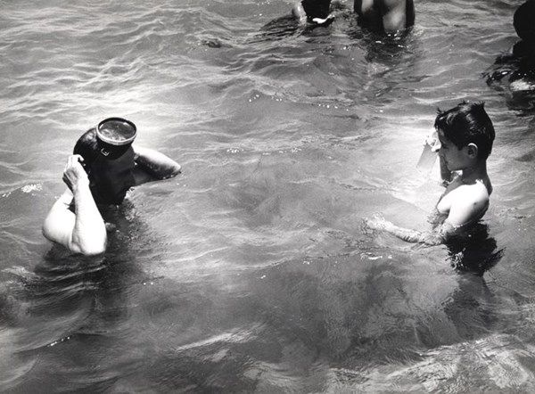 محمد بن زايد: ولا نزال نرى فيك الوطن والأب والمعلم