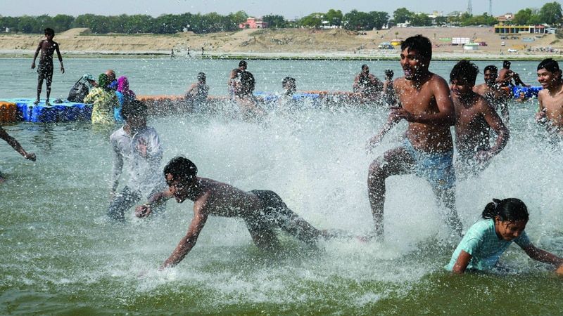 الامارات | موجة حارة قاسية تقتل العشرات في العاصمة الهندية