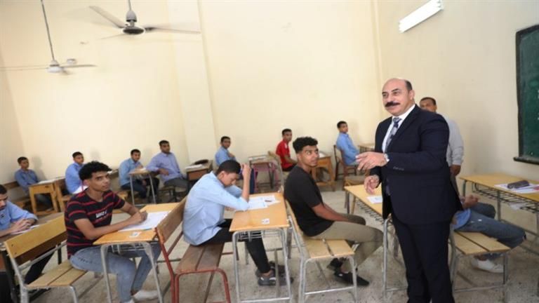 تعليمات هامة من محافظ أسوان قبل استئناف امتحانات الثانوية العامة غدًا السبت