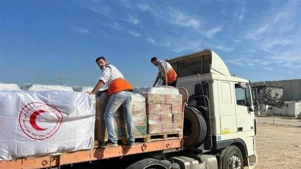 الهلال الأحمر الفلسطيني: لن نستطيع إيصال المساعدات لغزة دون فتح المعابر