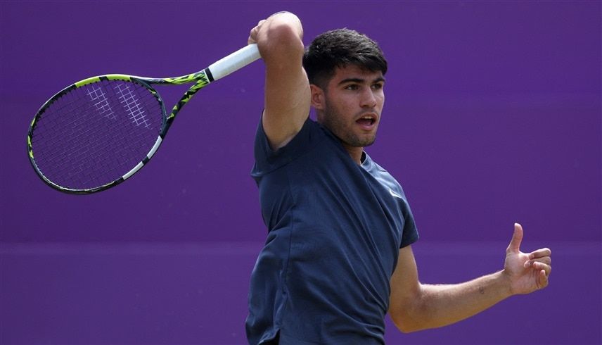 الامارات | ألكاراز يودع كوينز المفتوحة للتنس في مفاجأة مدوية