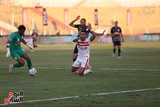الزمالك يتقدم 1-0 على فاركو فى الشوط الأول.. فيديو