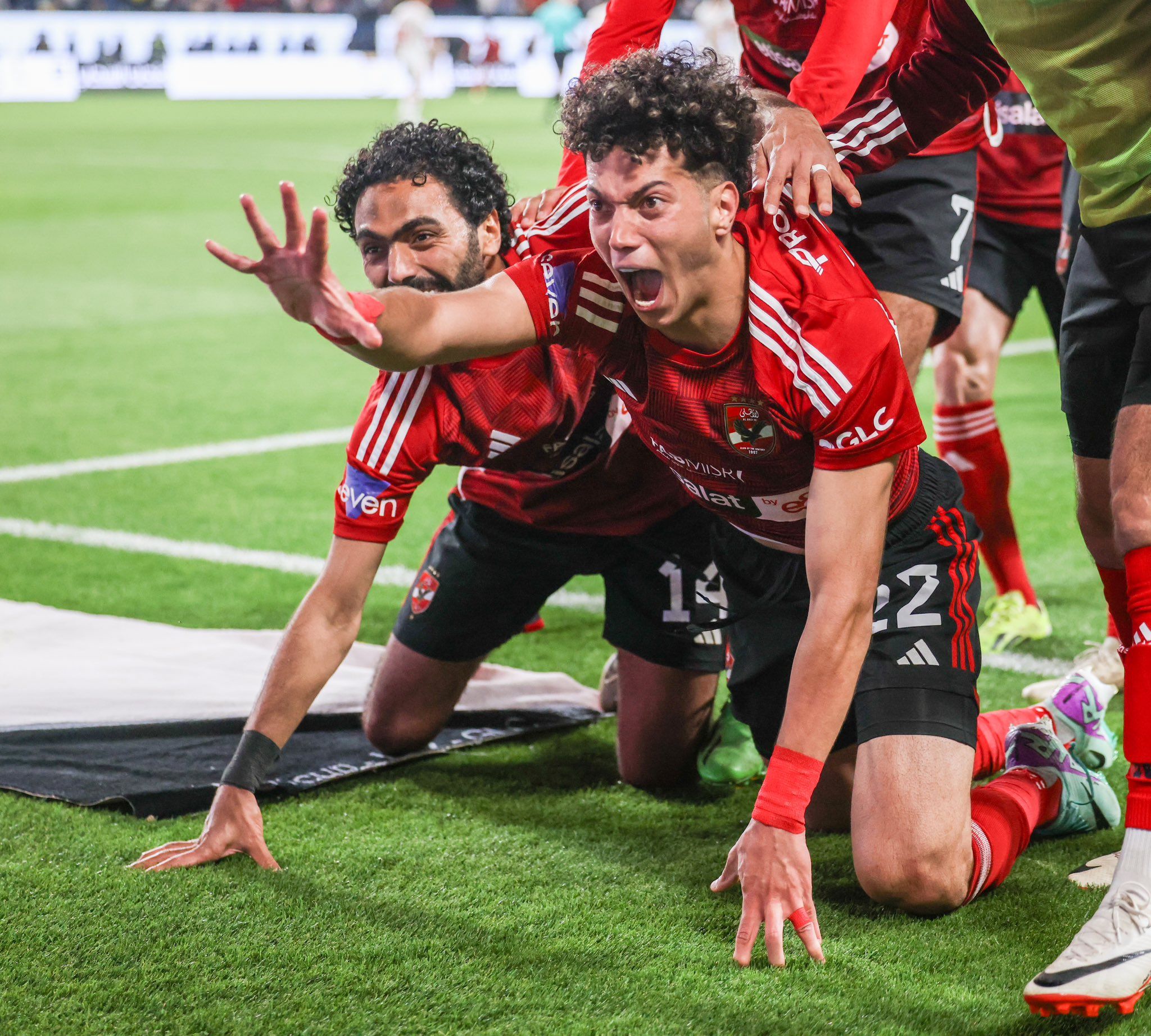 الامارات | الأهلي المصري يعلن دعم إمام عاشور في أزمة المشاجرة