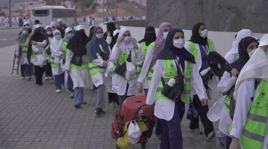 550 متطوعًا قدموا الخدمات الإسعافية لـ 26950 حاجًا في المشاعر