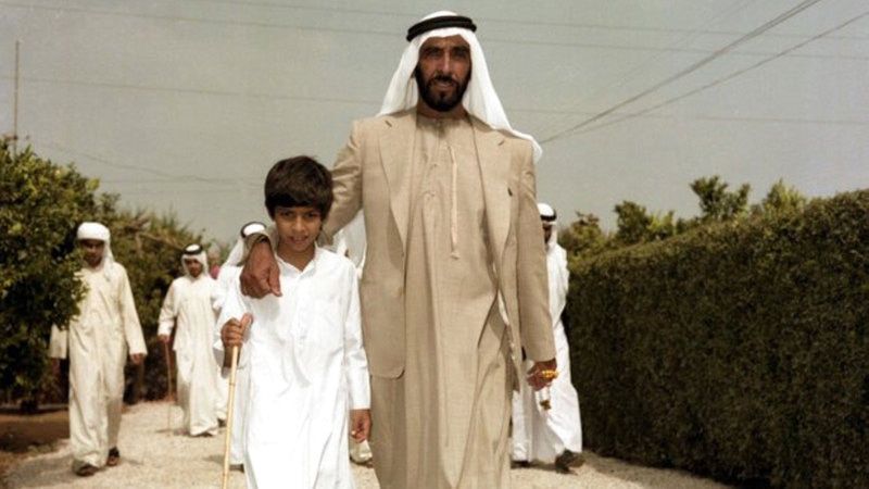 الامارات | منصور بن زايد: كان لنا ولايزال المثل بإخلاصه وحكمته وعطفه