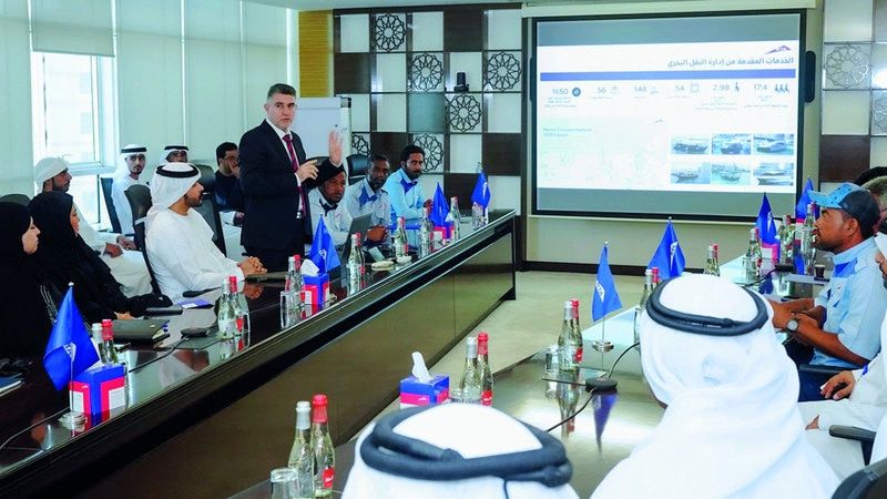 الامارات | «طرق دبي» تبحث احتياجات ملاك ومشغلي «العبرات» التراثية