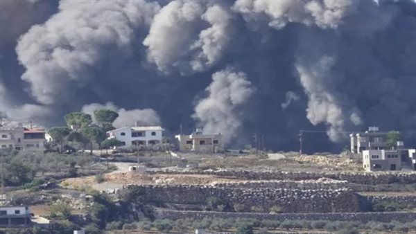 قوات الاحتلال الإسرائيلي تواصل قصف قرى وبلدات بجنوب لبنان