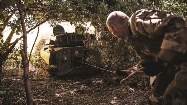 أوكرانيا تعلن إسقاط 12 صاروخاً و13 «مسيرة» روسية