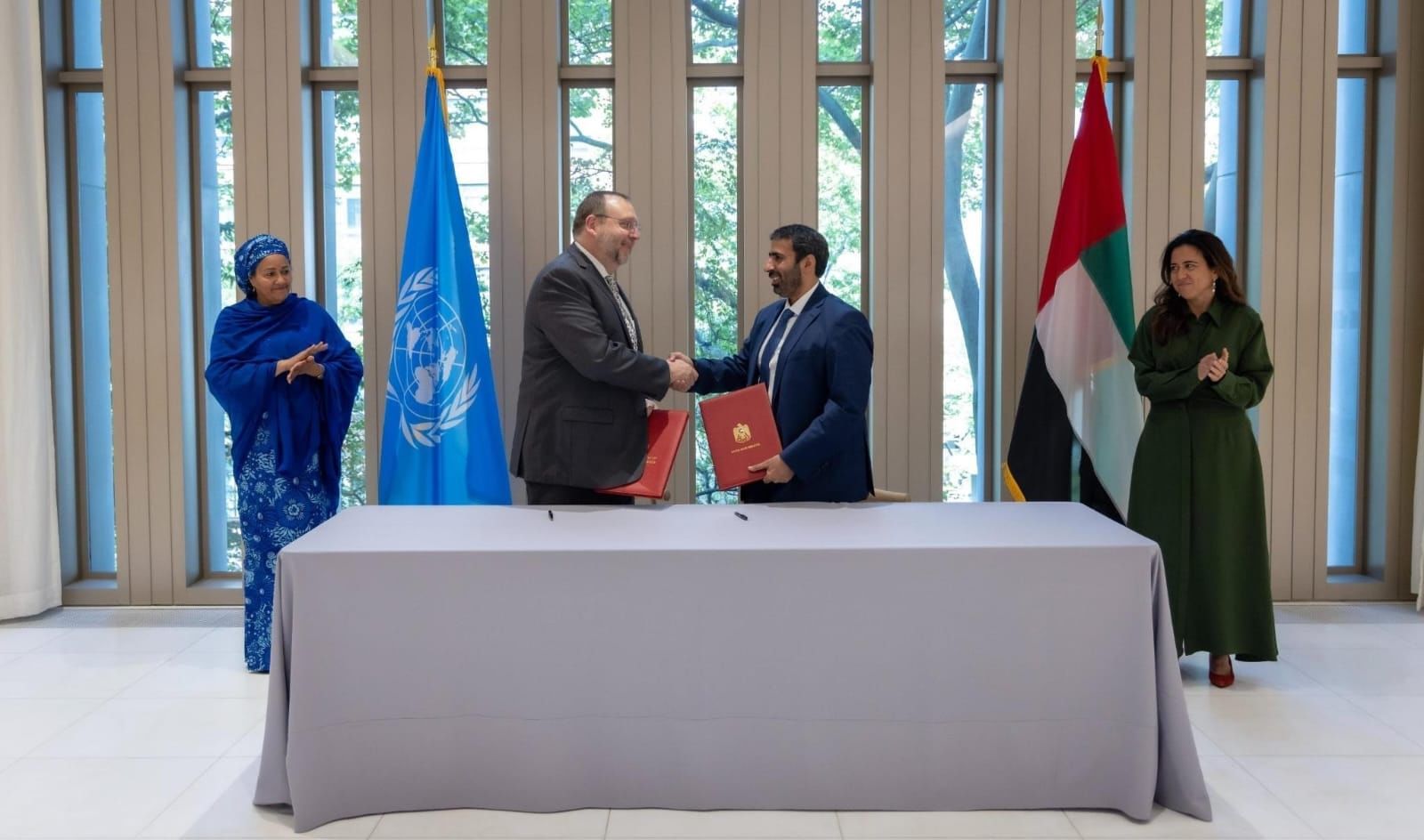 الامارات | الإمارات تساهم بـ25 مليون دولار لدعم الجهود الإنسانية في السودان