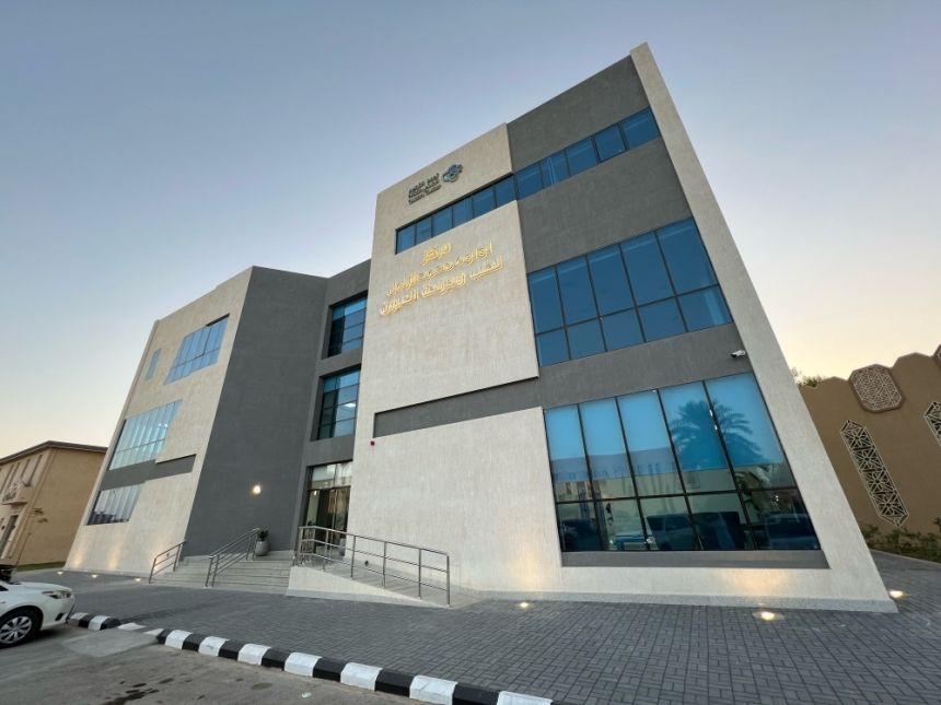 تدخل طبي طارئ في مستشفى الملك سعود بعنيزة ينقذ مقيمًا من العمى