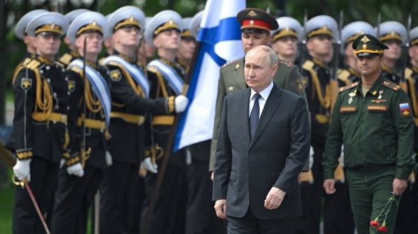 بوتين: روسيا تعتمد على نفسها لإنتاج أسلحتها العسكرية