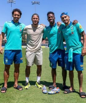 نيمار يدعم منتخب البرازيل استعدادًا لخوض أولى منافسات بطولة كوبا أمريكا (صور)