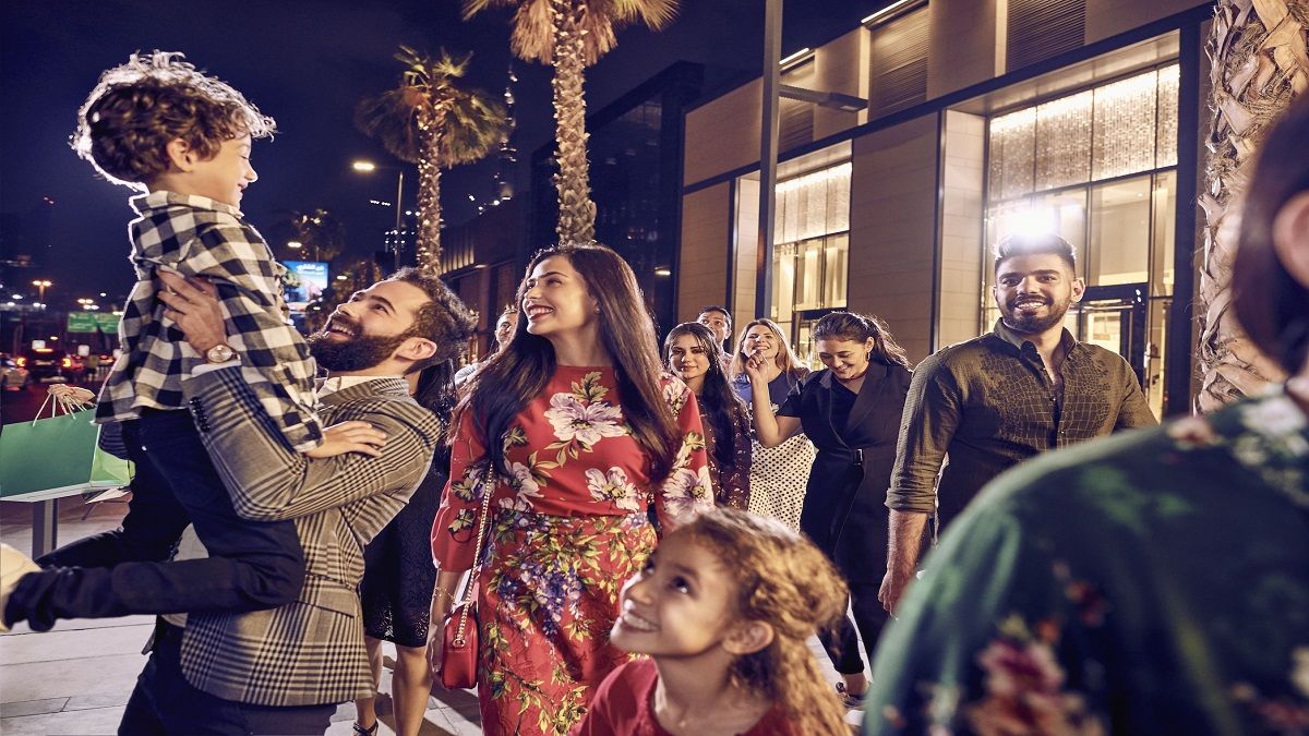 الامارات | مفاجآت صيف دبي تبدأ بـ«12 ساعة من التخفيضات الحصرية».. تصل إلى 90%