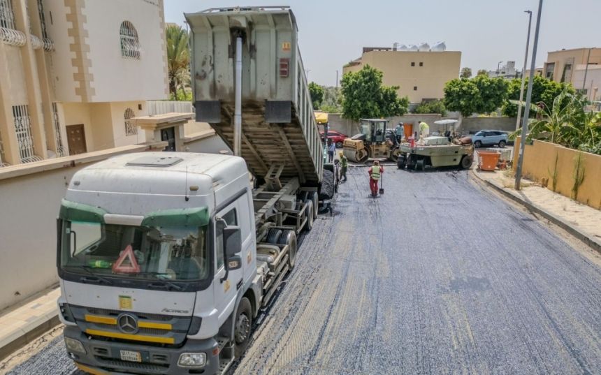 لضمان السلامة المرورية.. صيانة وتحسين شبكة الطرق الداخلية بالطائف