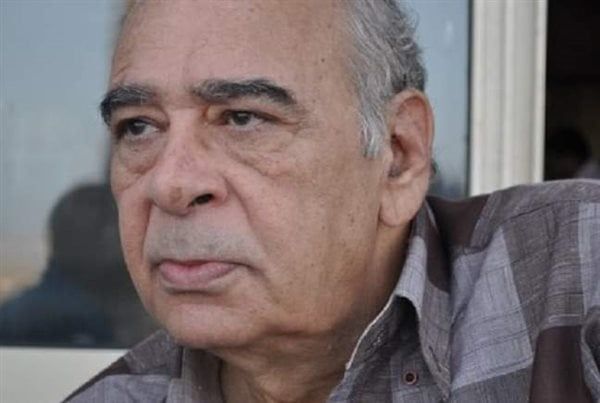 قراءة الفنجان.. بين الإعلام والإعتام