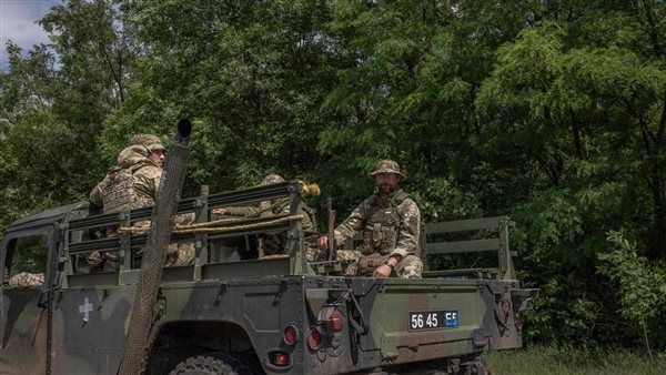 أوكرانيا: إصابة 12 شخصًا في قصف روسي على منطقة دونيتسك