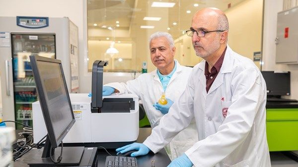 باحثان من "أميركية الشارقة" يطوران أجهزة استشعار خاصة للكشف عن المركبات السامة