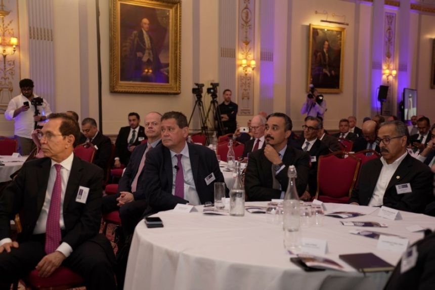 مستثمرون بريطانيون يبدون رغبتهم بالاستثمار في قطاعين بالمملكة