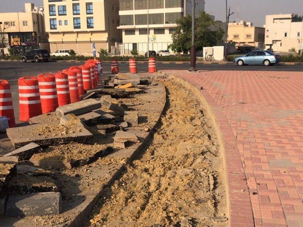 لتخفيف الازدحام المروري.. استحداث حارات التفاف ودوران في سيهات