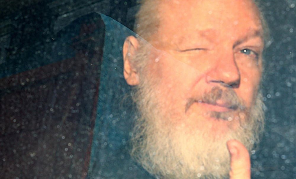 لتجنب الحبس.. «سي إن إن» تكشف تفاصيل صفقة مؤسس «ويكيليكس»