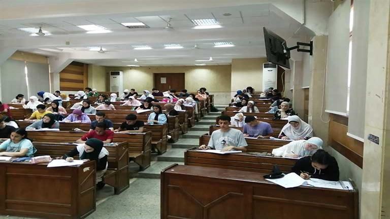 تعرف على برنامج تصميم وتشكيل الزجاج فى العمارة بكلية الفنون التطبيقية جامعة حلوان