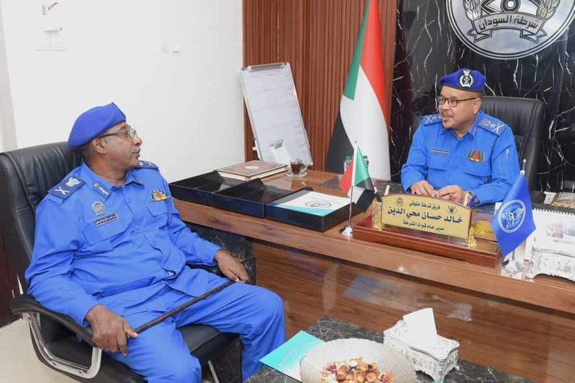 المدير العام لقوات الشرطة المكلف يلتقي مدير الادارة العامة لمكافحة المخدرات