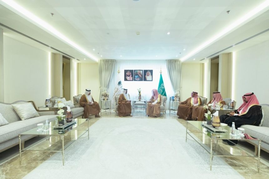 النائب العام يبحث مع السفير القطري التعاون العدلي والقضائي