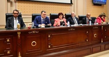 لجنة السياحة بمجلس النواب تبدأ مناقشة أزمة الحجاج المصريين بحضور الوزير