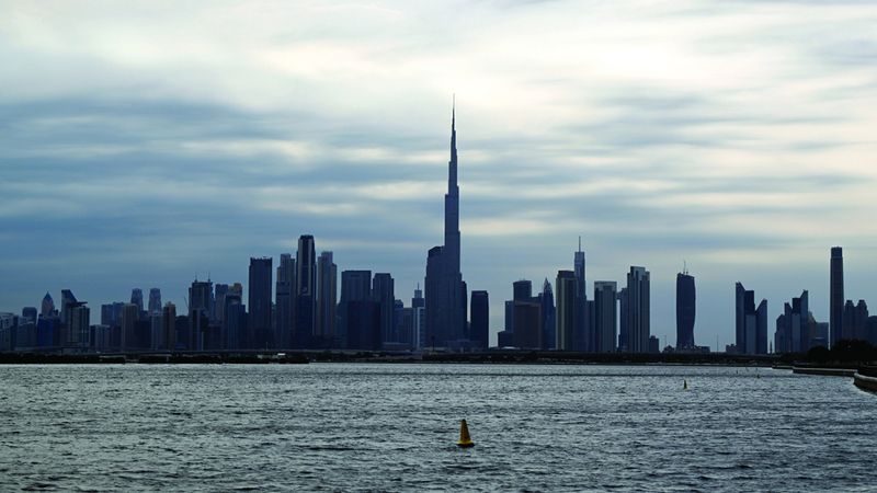 الامارات | "الأرصاد": انخفاض في "الحرارة" وفرص لسقوط أمطار