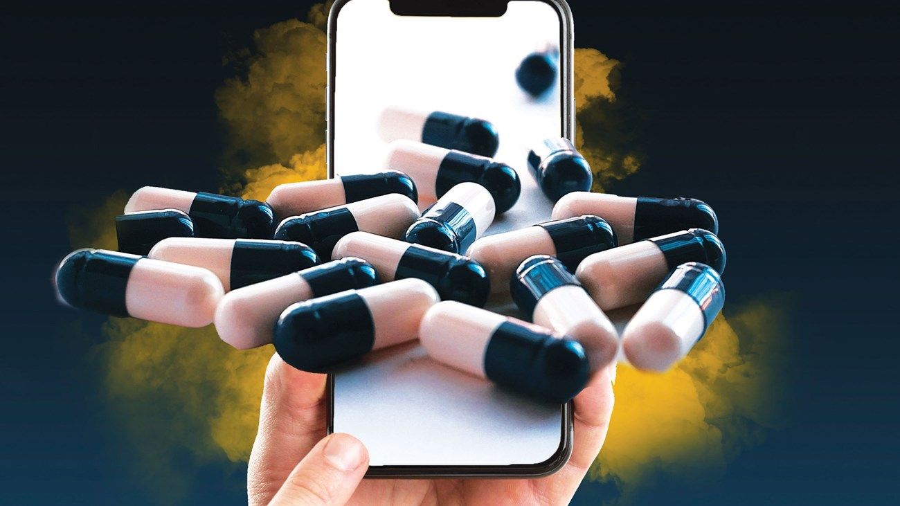 الامارات | "الداخلية" تؤكد مواصلة ضبط وملاحقة تجار السموم نحو مجتمع أكثر أمناً