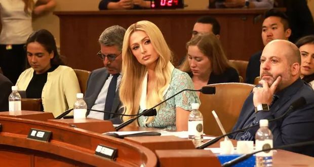 تحت قبة الكونغرس.. باريس هيلتون تطالب بتغيير نظام رعاية الأطفال