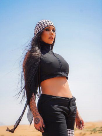 خاص - لاروسي تكشف سر حبها للبنان .. وهذا ما قالته لـ جو أشقر