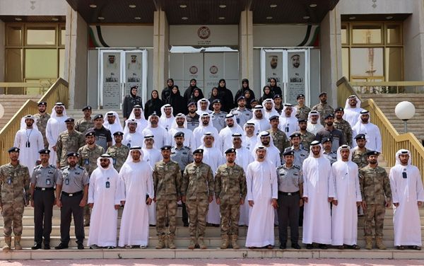 شرطة أبوظبي تكرم 356 فائزاً ببرنامج "حافز"