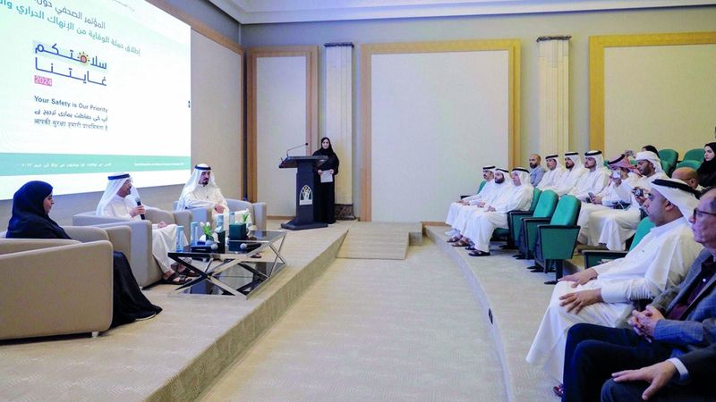 الامارات | 6000 عامل تستهدفهم حملة الوقاية من الإنهاك الحراري والأمراض