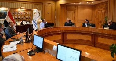 السيد قنديل يترأس اجتماع مجلس إدارة نادى جامعة حلوان لمناقشة خطط التطوير