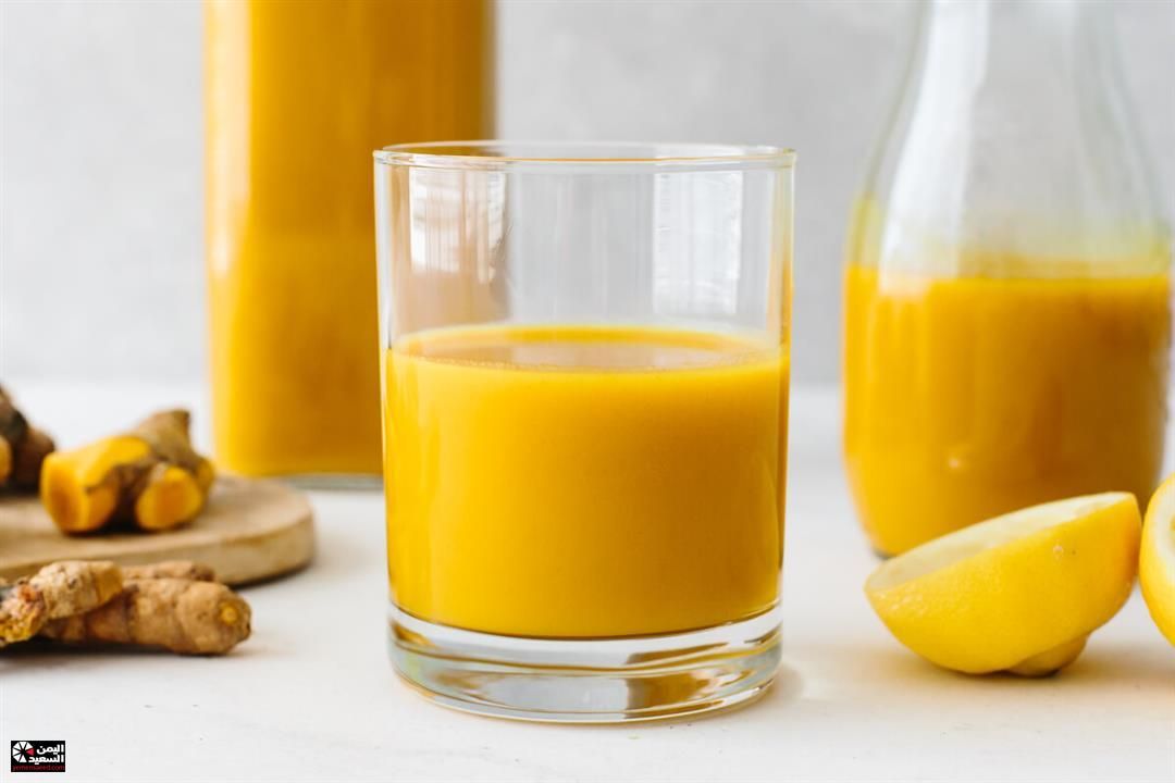 فتاة سعودية جميلة شربت ماء الكركم كل صباح لمدة شهر كامل وما حدث لها صادم جدا